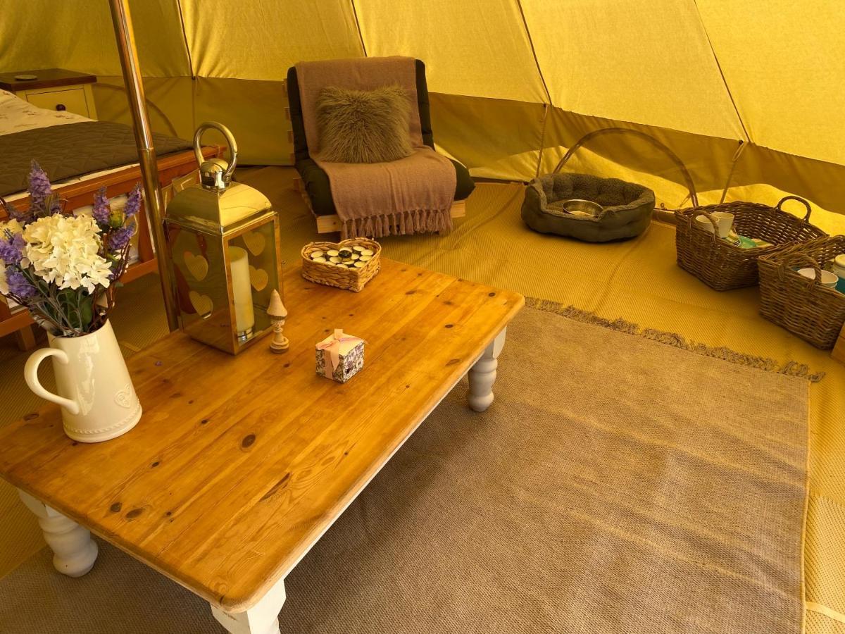 Hotel Black Mountains Glamping Abergavenny Esterno foto